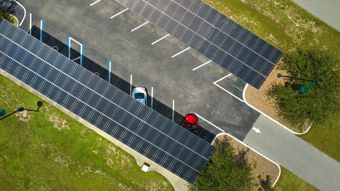 Araç Otoparkları İçin Yenilenebilir Enerji Çözümü